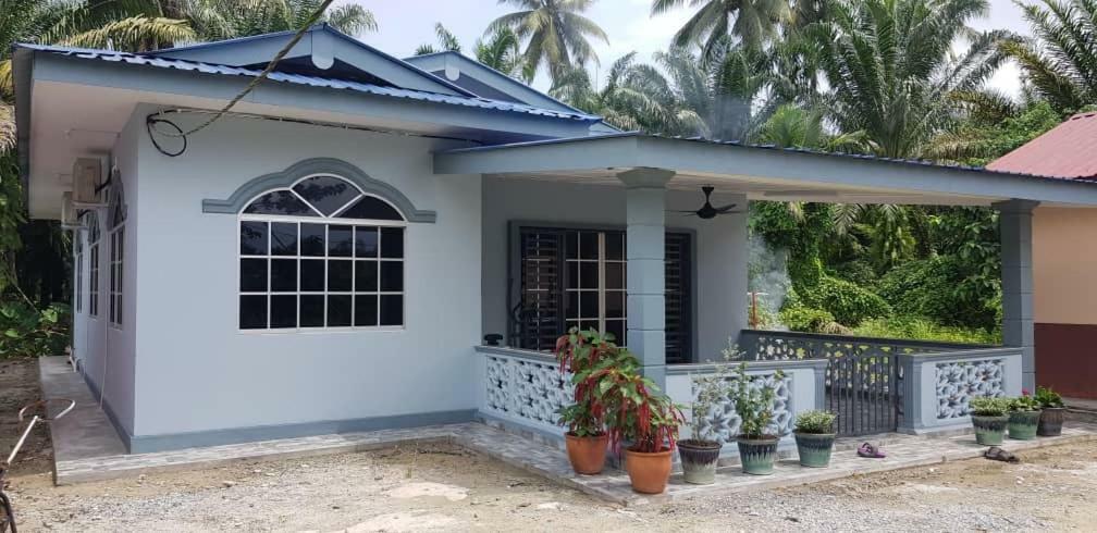 Atocha Homestay - Terong@Taiping Kampong Salak エクステリア 写真