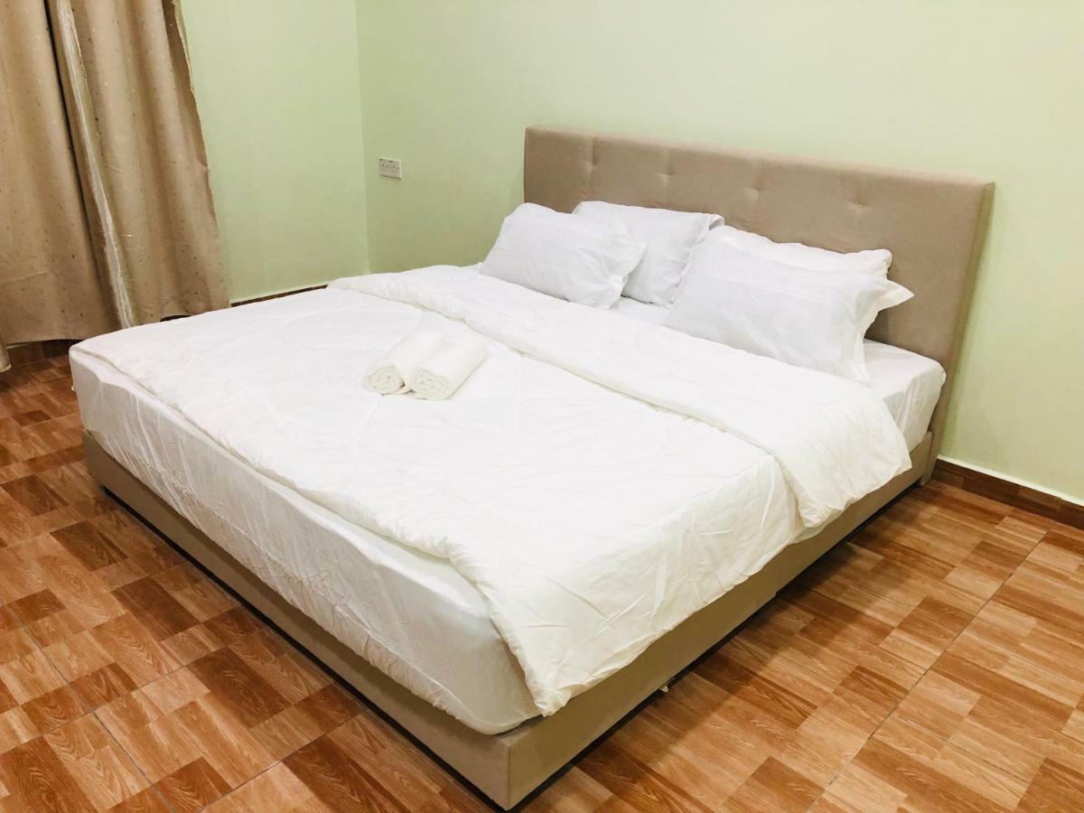 Atocha Homestay - Terong@Taiping Kampong Salak エクステリア 写真