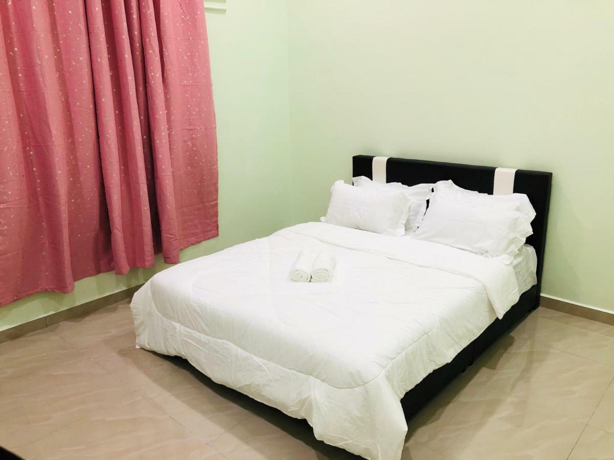 Atocha Homestay - Terong@Taiping Kampong Salak エクステリア 写真